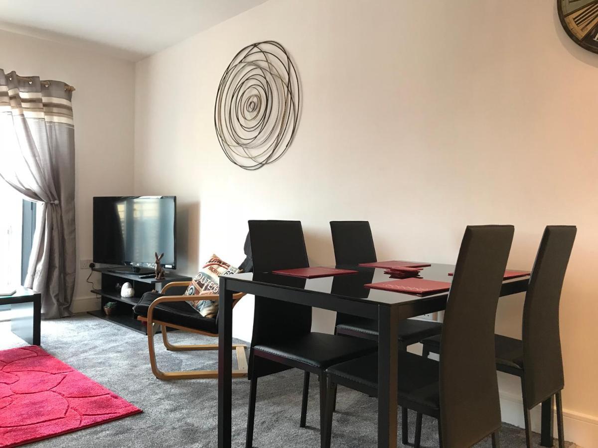 Grand Central Apartments Derby Oda fotoğraf