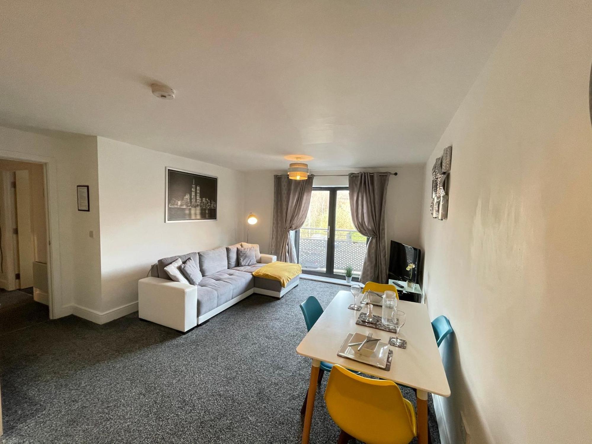 Grand Central Apartments Derby Oda fotoğraf